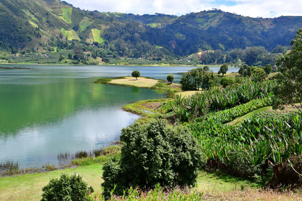 Wonchi Crater Lake